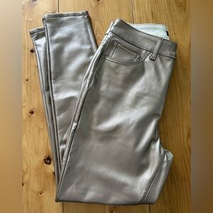 Express Gold Pleather Skinny Pants - Size 8R 🤎